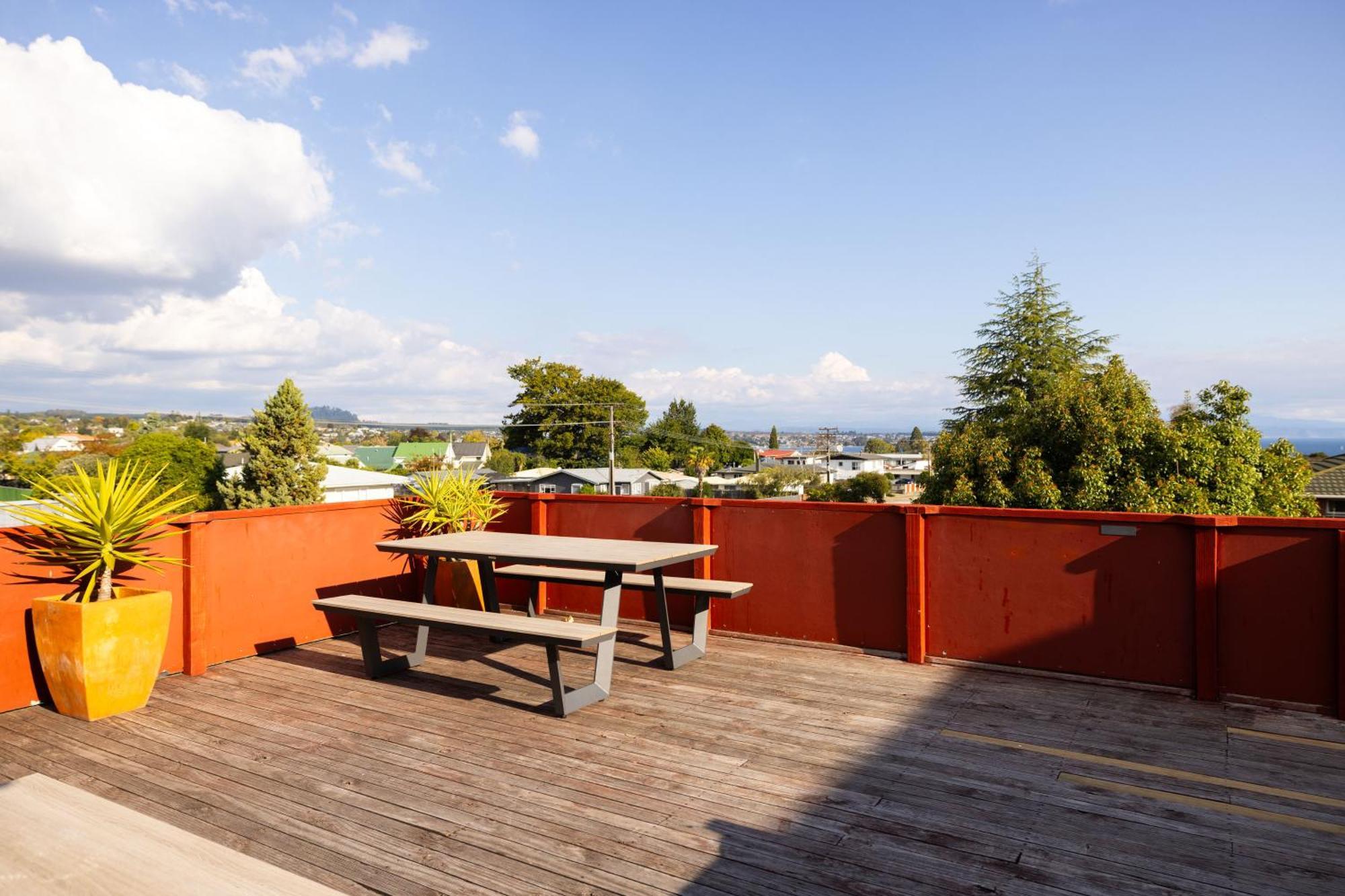 A Pousada Haka House Taupo Exterior foto